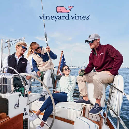 Vista 7 de vineyard vines Men's 8" Performance Breaker Short
