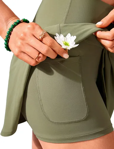 Vista 4 de CRZ YOGA Falda de natación de cintura alta para mujer, falda pantalón plisada, falda de baño atlética con bolsillo lateral