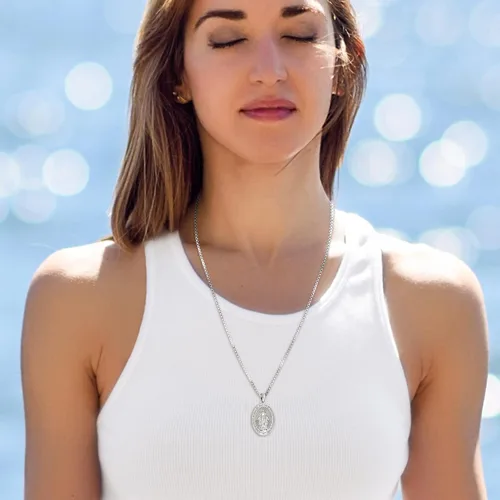 Vista 5 de LOOVE Collar de plata de ley 925 de San MiguelSan CristópaloCrucifijo de JesúsSan BenitoVirgen María milagrosa para hombres y mujeres arcángel