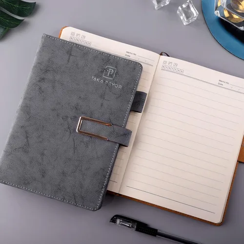 Vista 3 de Cuaderno rayado, diario de escritura a rayas con lazo para bolígrafo, bloc de notas diario encuadernado para hombres y mujeres, 196 páginas