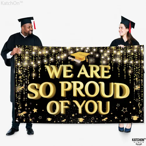 Vista 3 de KatchOn, XtraLarge We are So Proud of You Banner – 72 x 44 pulgadas Fondo de graduación negro y dorado 2026 para decoraciones de graduación 2026
