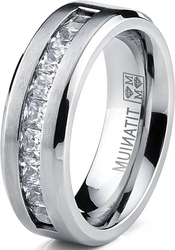 Vista 3 de Metal Masters Co. Anillo de compromiso para hombre de titanio con 9 circonitas cúbicas grandes de corte princesa