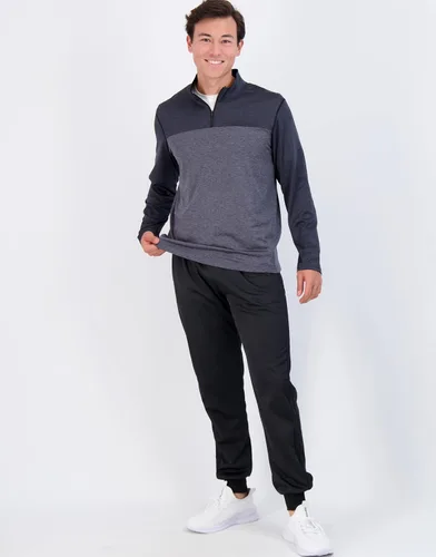 Vista 5 de Real Essentials - Paquete de 3 suéteres Real Essentials - Suéter deportivo Dry-Fit de manga larga para hombre, cremallera de 14