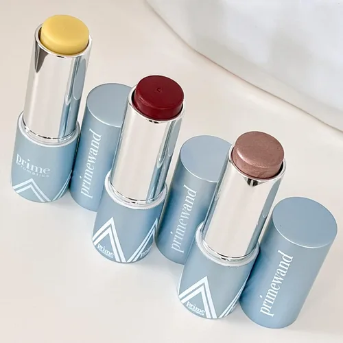 Vista 7 de Prime Prometics PrimeWand Pearl – Impresionante y natural resaltador en barra de maquillaje pro-edad para mujeres maduras