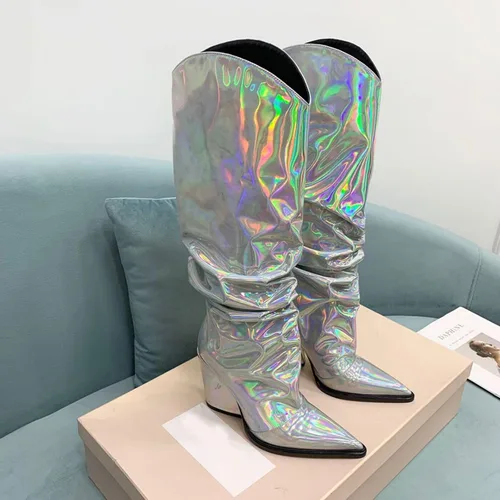 Vista 22 de Vertundy Botas altas hasta la rodilla metálicas con punta puntiaguda para mujer, botas altas de tacón alto de charol plisadas, botas largas plisadas