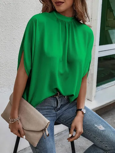 Vista 3 de OYOANGLE Blusa corta de verano con cuello alto falso y manga murciélago para mujer