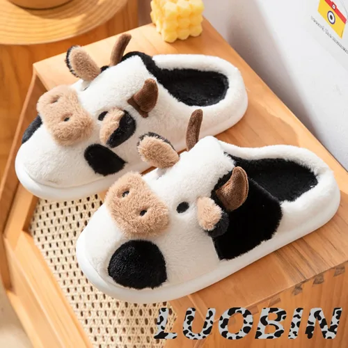 Vista 5 de LUOBIN Zapatillas de vaca de dibujos animados zapatillas de invierno para interiores y exteriores para hombres y mujeres