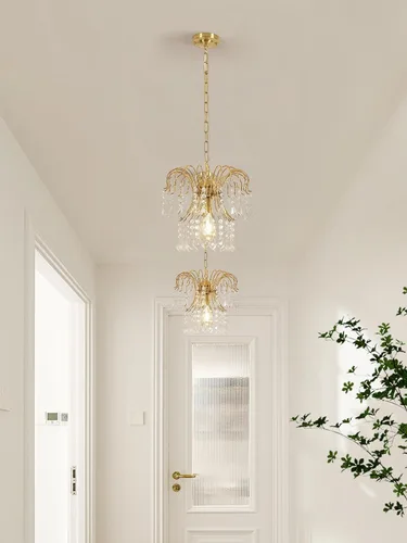 Vista 3 de Goeco Lámparas colgantes de cristal dorado para isla de cocina, bombilla E26 con 1 luz de cristal, elegante iluminación colgante ajustable
