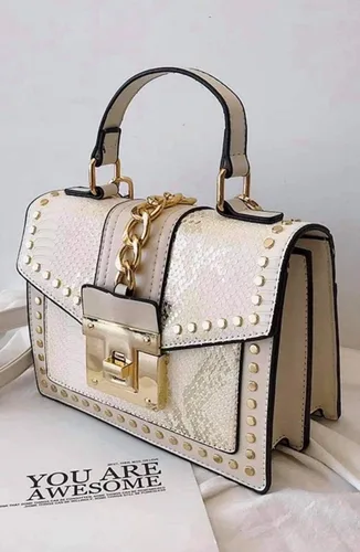 Vista 2 de bolsos de las mujeres