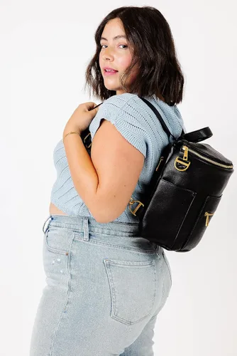 Vista 5 de FAWN DESIGN Mini bolsa de pañales (mini mochila de viaje para artículos esenciales para bebés)