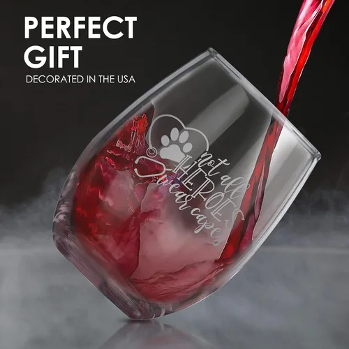 Vista 8 de BAD BANANAS Regalos de tecnología veterinaria y veterinaria – No todos los héroes usan capas – Copa de vino sin tallo de 21 oz – Regalos