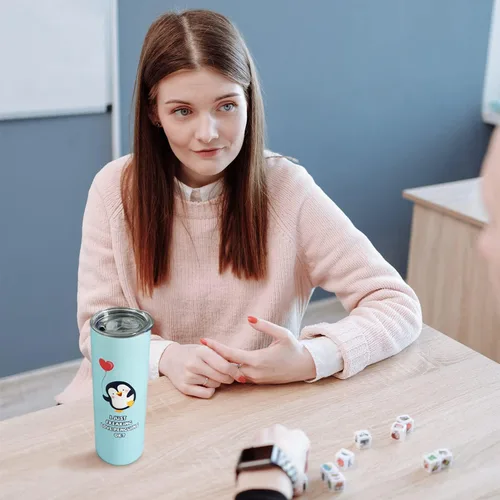 Vista 4 de Blue - Vaso de viaje de acero inoxidable sellado al vacío de 20 onzas, regalo para amantes de los pingüinos para mujeres, hombres, niños