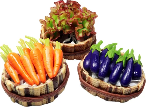 Vista 2 de Figura realista de lechuga de roble rojo, zanahorias y berenjenas, figura de cesta de frutas y verduras en miniatura, accesorio para casa de muñecas