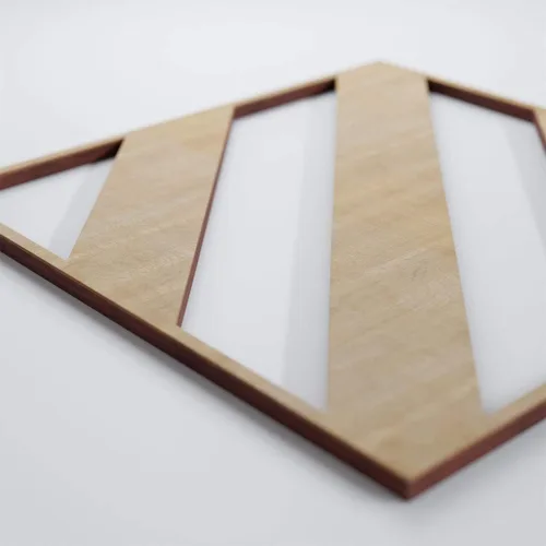 Vista 4 de 7 3/8"W X 7 3/8" H Extra Pequeño Strymon Decorativo Calado Paneles De Pared De Madera De Madera De Hickory