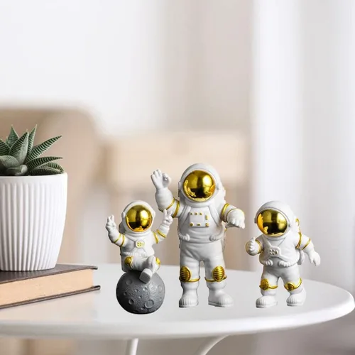 Vista 3 de 3 unids PVC astronauta estatuilla hombre espacial escultura abstracta decoración de la torta decoración del hogar niño regalo de cumpleaños (dorado)