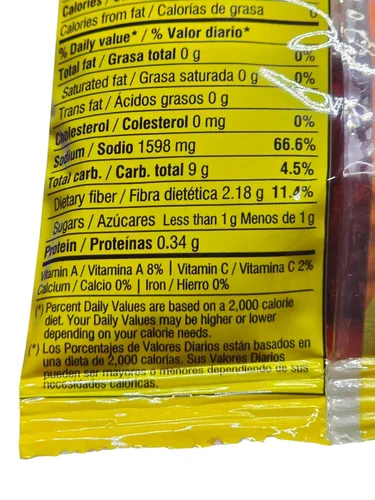 Vista 2 de Chamoy Rojo Saladulces Hola Lobito Albaricoques salados (paquete de 3)