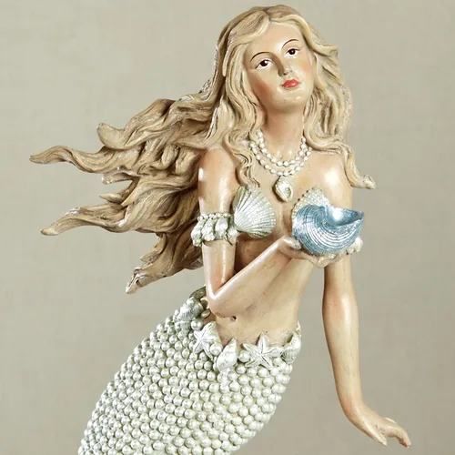 Vista 4 de Touch of Class Oceana - Escultura costera de sirena Figura de resina pintada a mano Acentos nacarados, concha azul y cola en tono perlado