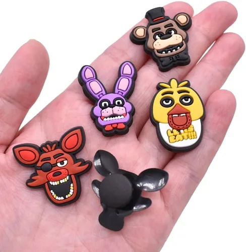 Vista 3 de Dijes de zapatos de dibujos animados para zapatos zuecos, sandalias y pulsera, regalos de fiesta para niñas, niños