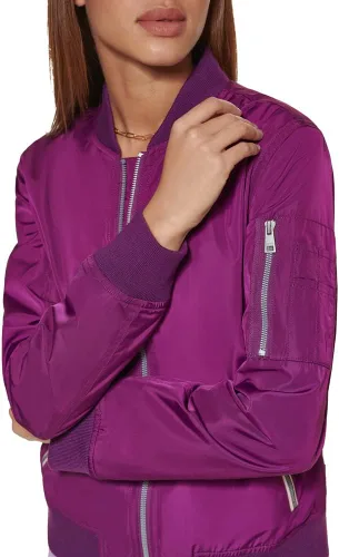 Vista 5 de Levi's Women's Melanie Newport Bomber Jacket (Regular & Plus Size)