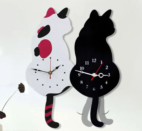 Vista 4 de Topkey Reloj de pared creativo de acrílico con péndulo de cola oscilante para sala de estar, dormitorio, cocina, decoración del hogar, batería