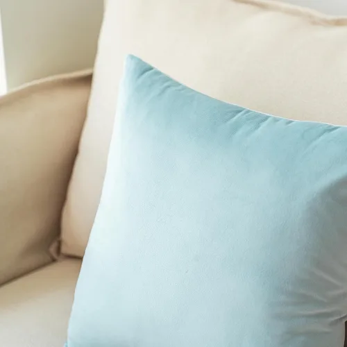 Vista 4 de NiNi ALL - Fundas de almohada decorativas de terciopelo 30x30 cm, paquete de 2 unidades, color azul bebé, suaves para sofá, dormitorio, sala