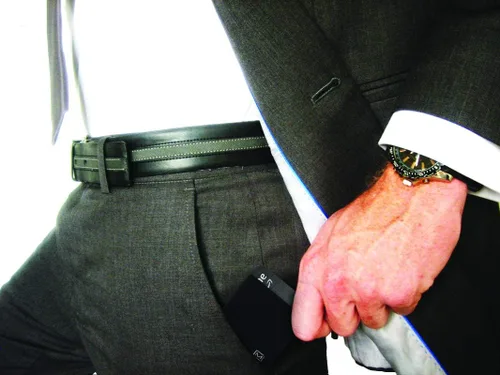 Vista 6 de Modern Carry Tarjetero elástico minimalista, cartera minimalista ultra fina para hombres y mujeres, tarjetero de crédito y tarjetas de visita