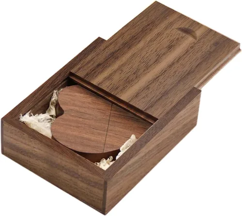 Vista 8 de Unidad flash de madera en forma de corazón 32GB USB3.0 con caja de regalo, unidad USB de madera 32G USB 3.0 Super-Speed JumpDrive caja de madera