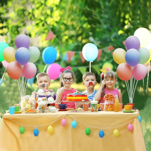 Vista 4 de 4 juegos de kit de soporte para globos de mesa, 1 rollo de pegamento y 5 clips de flores para decoraciones de cumpleaños, celebración y fiesta
