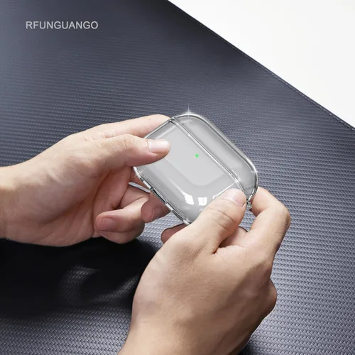 Vista 6 de RFUNGUANGO AirPods Pro - Funda transparente de TPU suave con kit de limpieza y llavero, compatible con Magsafe, funda protectora compatible