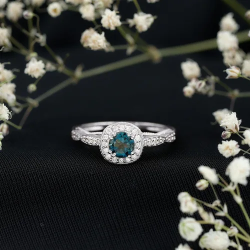 Vista 2 de Anillo de compromiso con halo de diamantes de topacio azul londinense certificado, calidad AAA, anillo de diamantes de topacio azul natural