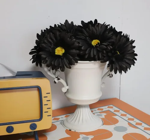 Vista 8 de TOPIA Margaritas africanas artificiales, margaritas africanas, flores de seda, gerberas artificiales, paquete de 10 unidades (negro)