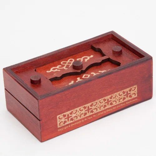 Vista 3 de Bits and Pieces Caja de rompecabezas de dinero secreto, caja de rompecabezas griego Camuflaje tu dinero en efectivo, rompecabezas de madera