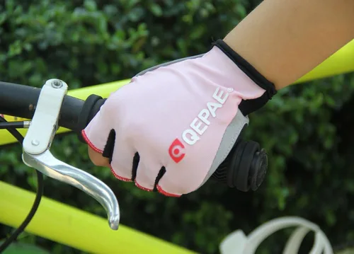 Vista 4 de QEPAE Guantes de ciclismo con almohadilla de gel luminosa sin dedos, guantes Crossfit para montar en la noche segura, ciclismo, senderismo, spinning