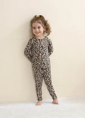 Vista 25 de GUISBY Conjunto de pijama de rayón de bambú para niños y niñas, ajuste cómodo, para uso diario, conjunto de pijama de 2 piezas