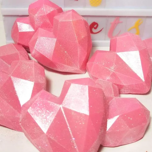 Vista 2 de Molde de silicona para pastel de chocolate con forma de corazón de diamante de 8 cuadrículas, molde de silicona para hornear, mousse, postre, 3D