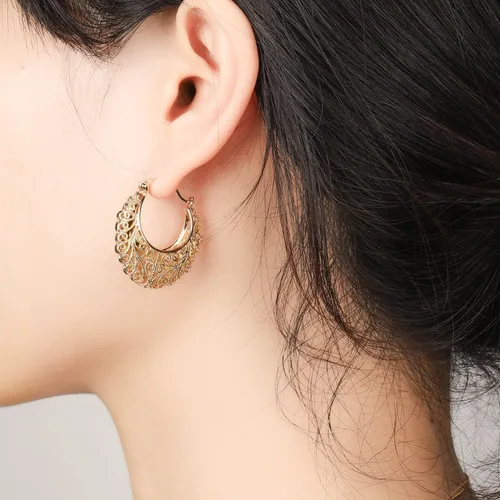Vista 2 de Aretes de filigrana, estilo vintage, con filigrana, ovalados, chapados en oro, aretes colgantes chapados en oro, aretes bohemios amarillos para mujer