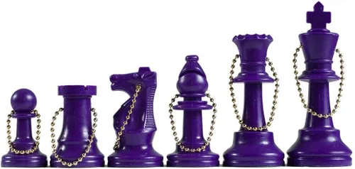 Vista 11 de WE Games Llavero de juego de ajedrez a granel, 17 piezas de plástico negro con cadena, llavero, accesorios lindos para hombres, llaves de coche