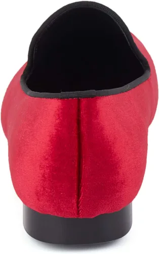 Vista 4 de Mocasines de terciopelo rojo para hombre con hebilla de animal dorado y placa hechos a mano