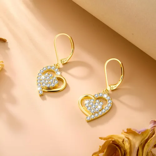 Vista 4 de Aretes colgantes de corazón de plata para mujer, aretes dorados con cierre