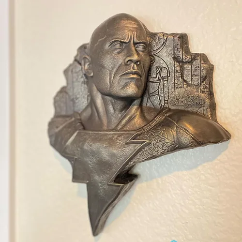 Vista 3 de McFarlane Toys - DC Direct Negro Adam 3D Wall Relief (iconos DC)