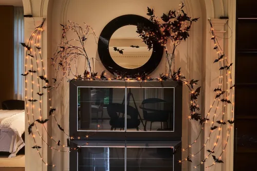Vista 9 de Birchlitland - Guirnalda negra de Halloween de maple con luces, temporizador, 48 LED, luces de hadas naranjas y blancas cálidas, funciona