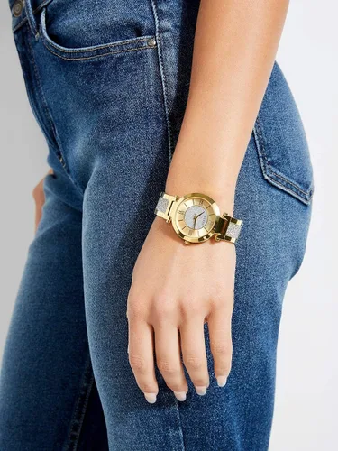 Vista 4 de GUESS Swarovski Crystal Bangle Watch