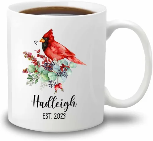 Vista 8 de Taza de café personalizada con nombre y año con diseño de pájaro cardenal rojo, taza de café con texto en inglés "Be Still And Know That I Am With