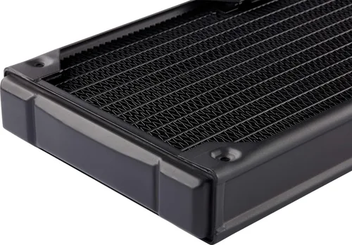 Vista 4 de Corsair Hydro X Series, Radiador de Refrigeración por Agua XR5 de 140 mm