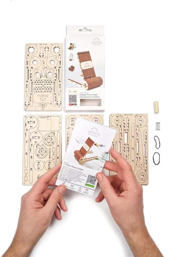 Vista 8 de UGEARS Soporte plegable ajustable para teléfono, compatible con teléfonos inteligentes y tabletas, soporte móvil de madera hecho a mano, perfecto