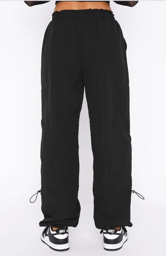 Vista 6 de Waitfairy Pantalones de paracaídas para mujer, pantalones cargo holgados con bolsillos