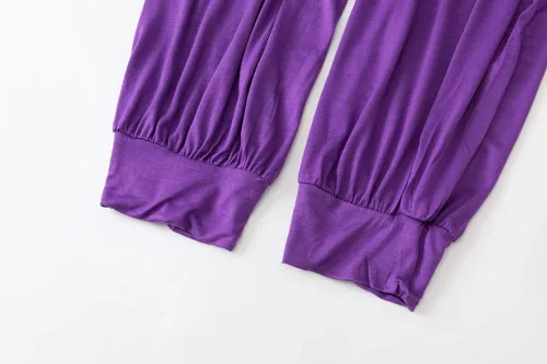 Vista 6 de Pantalones de algodón modal para mujer de AvaCostume, pantalones suaves para practicar yoga o deportes.