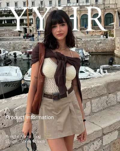 Vista 2 de YYHR Peluca corta estilo Bob con flequillo de 10 pulgadas, pelucas de cabello sintético lacio Yaki claro, pelucas cortas de corte Bob negro con 1b