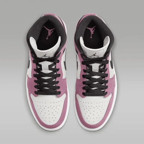 Vista 5 de Nike Women's Air Jordan 1 Mid SE Sneaker