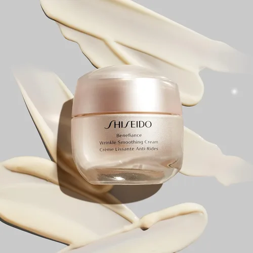 Vista 7 de Shiseido Benefiance Crema suavizante antiarrugas – 1.7 fl oz – Hidratante antienvejecimiento para pieles normales y mixtas – Corrige visiblemente